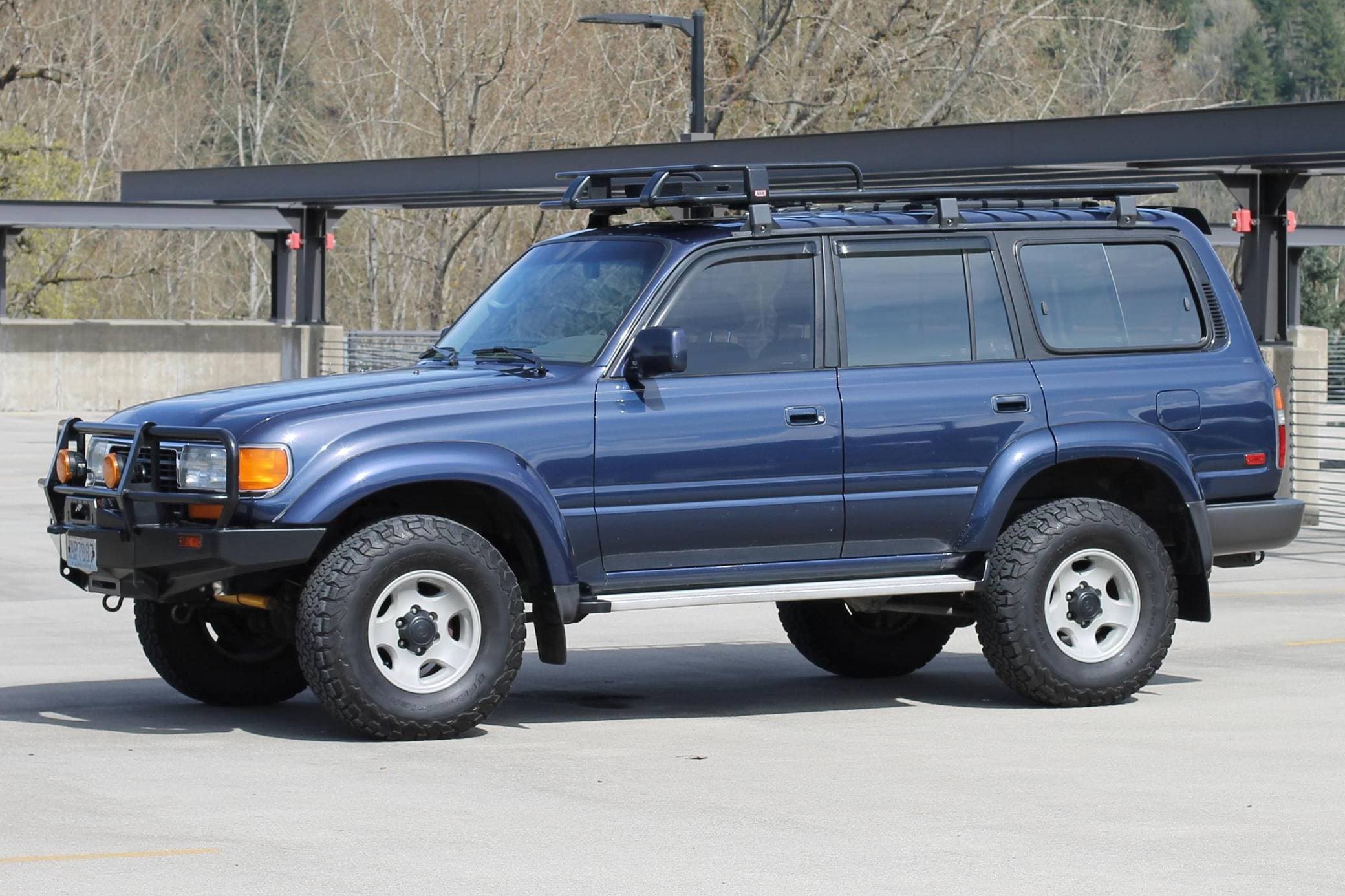 1997 Toyota Land Cruiser sold for $10,050