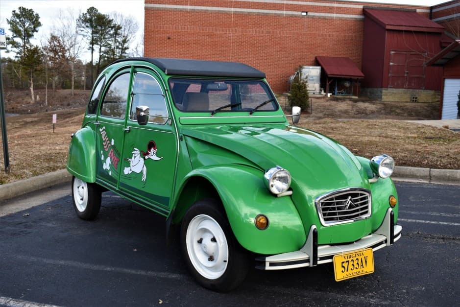 1987 Citroen 2CV sold for $13,950