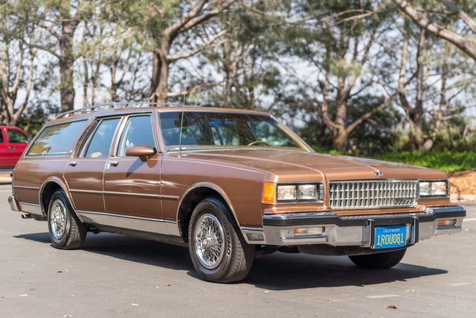1986 Chevrolet Caprice sold for $9,400