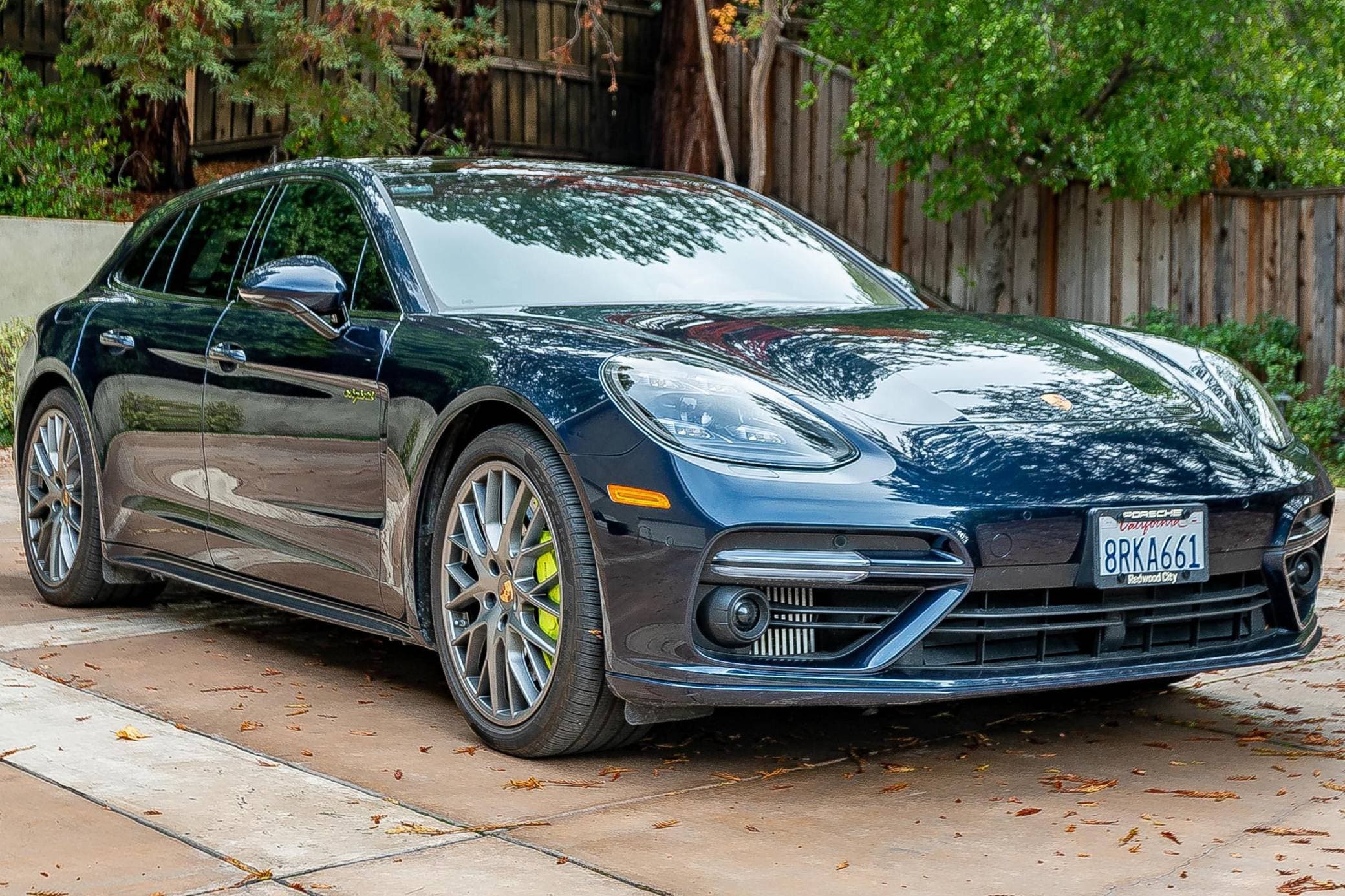 2018 Porsche Panamera sold for $148,000