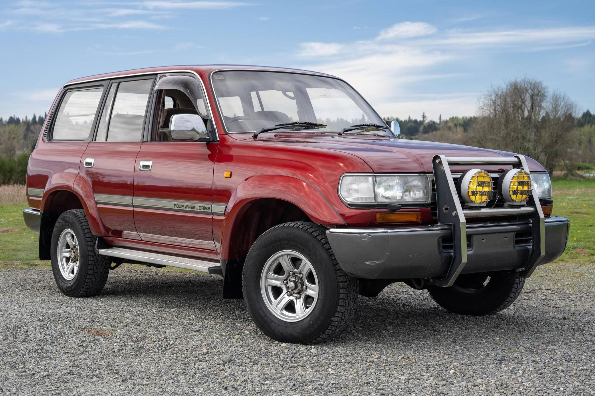 1990 Toyota Land Cruiser sold for $15,500