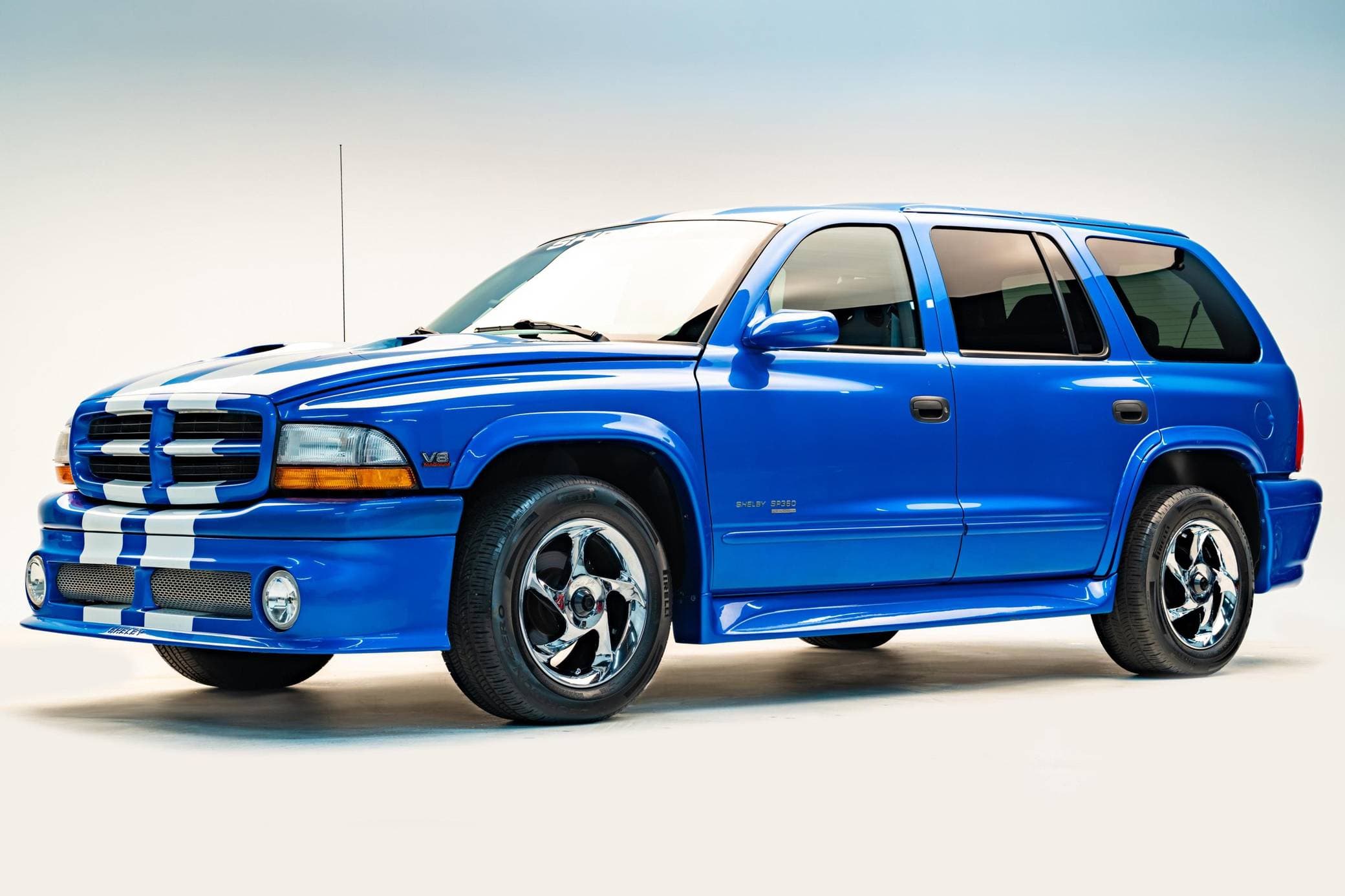 1999 Dodge Durango sold for $24,750