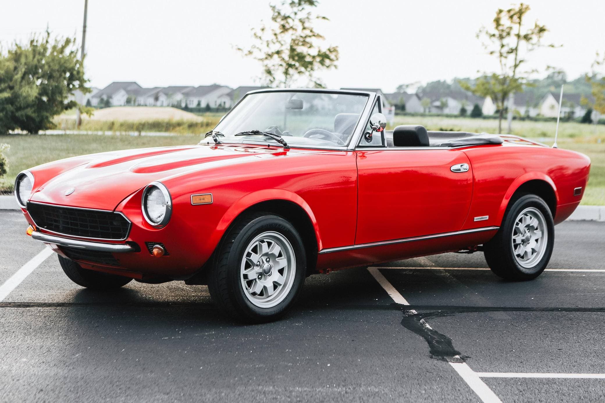1983 Fiat Spider sold for $8,000