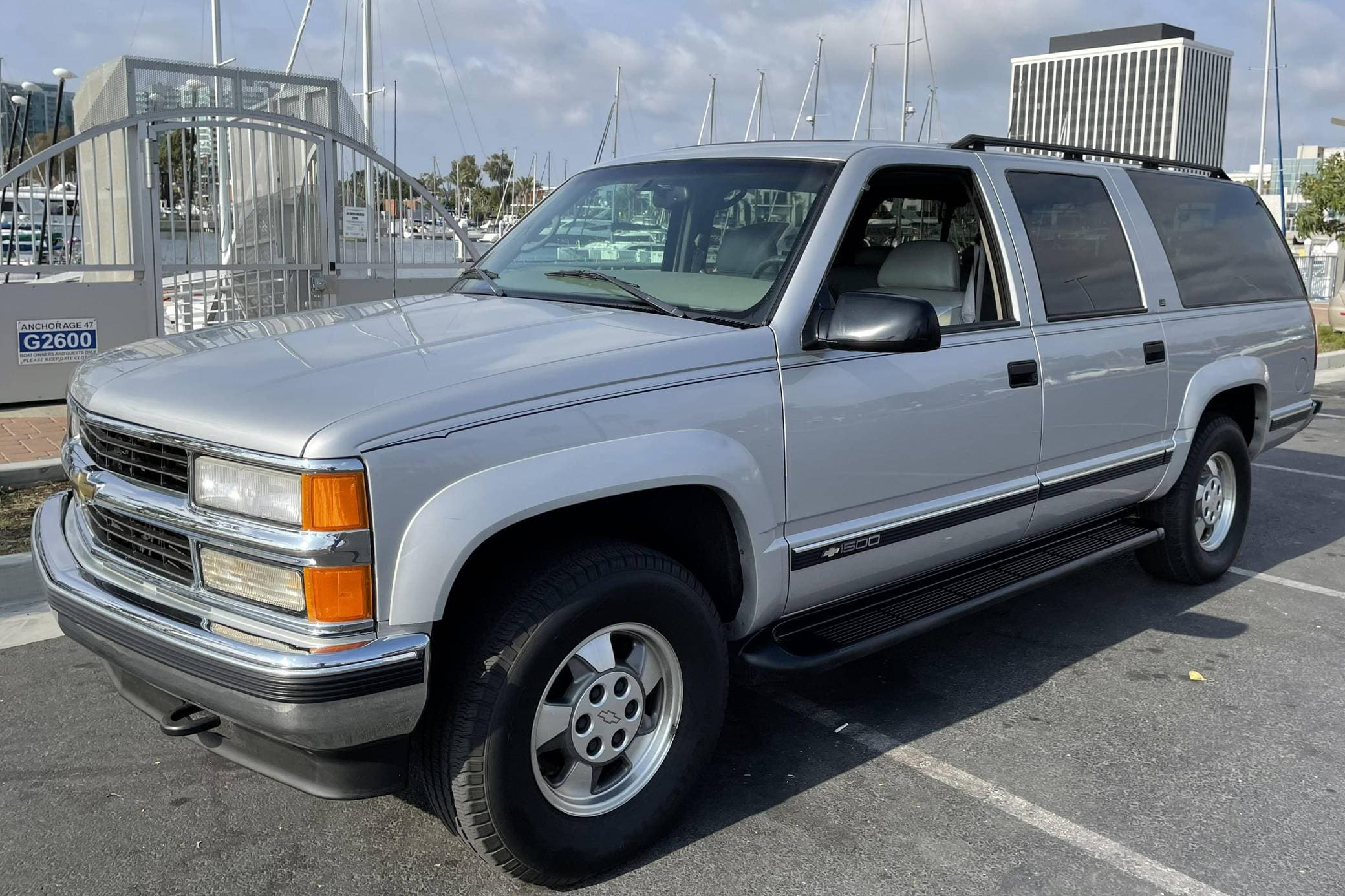 1997 Chevrolet Suburban sold for $14,800