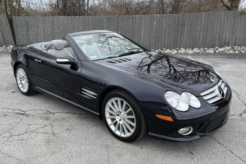 2008 Mercedes-Benz R230 SL sold for $24,600
