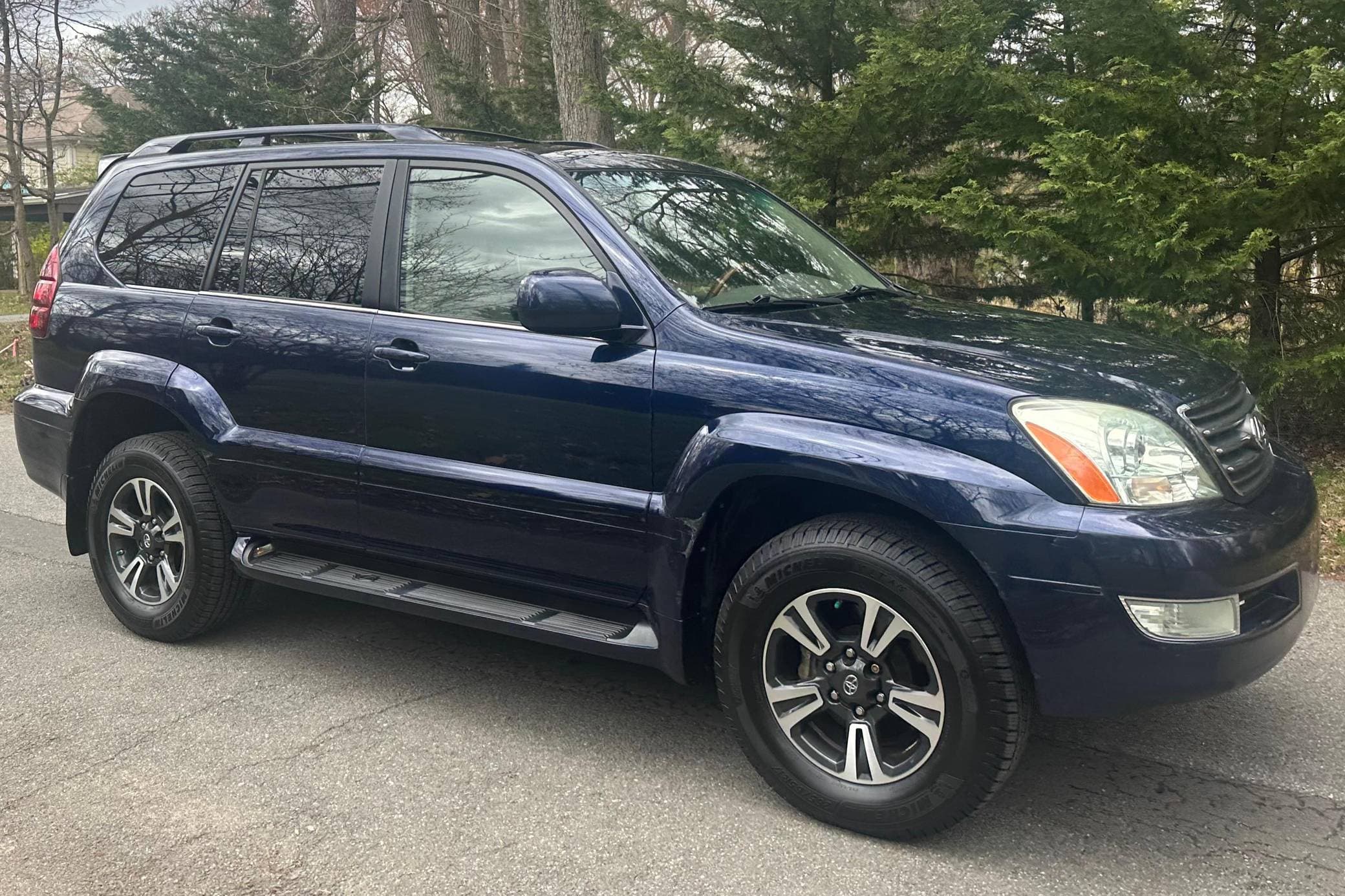 2007 Lexus GX sold for $10,550