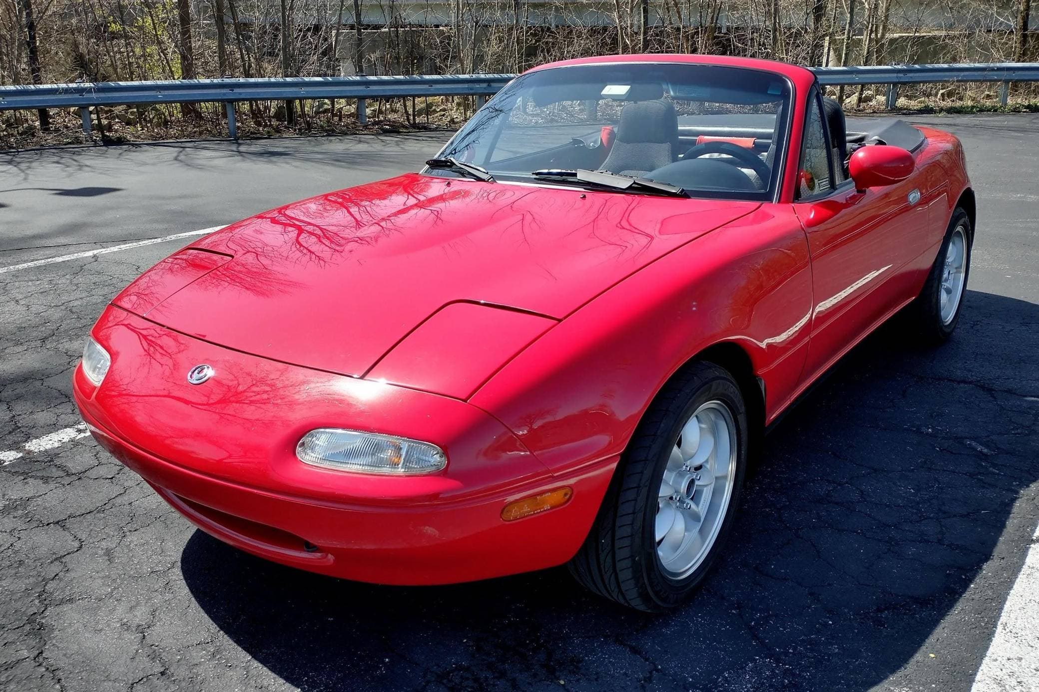 1995 Mazda NA Miata sold for $12,000