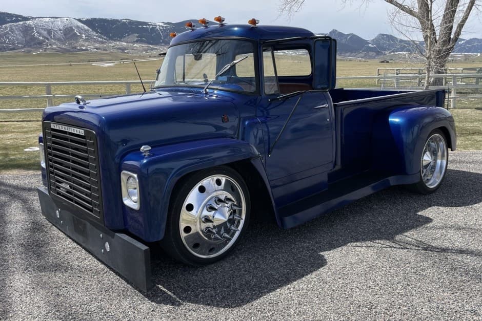 1967 International Harvester Loadstar sold for $65,000