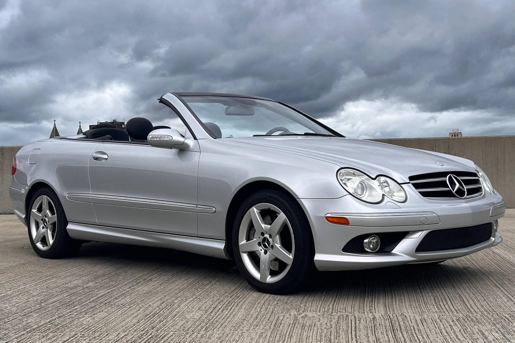 2007 Mercedes-Benz CLK-Class sold for $14,000