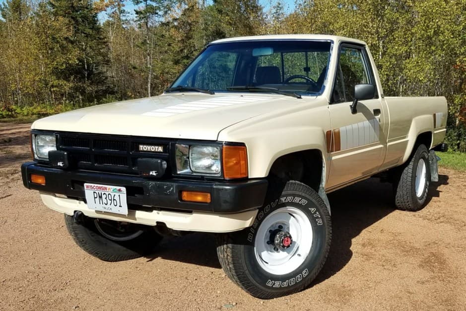 1984 Toyota Pickup (N50/N60/N70 1984-1988) sold for $10,200