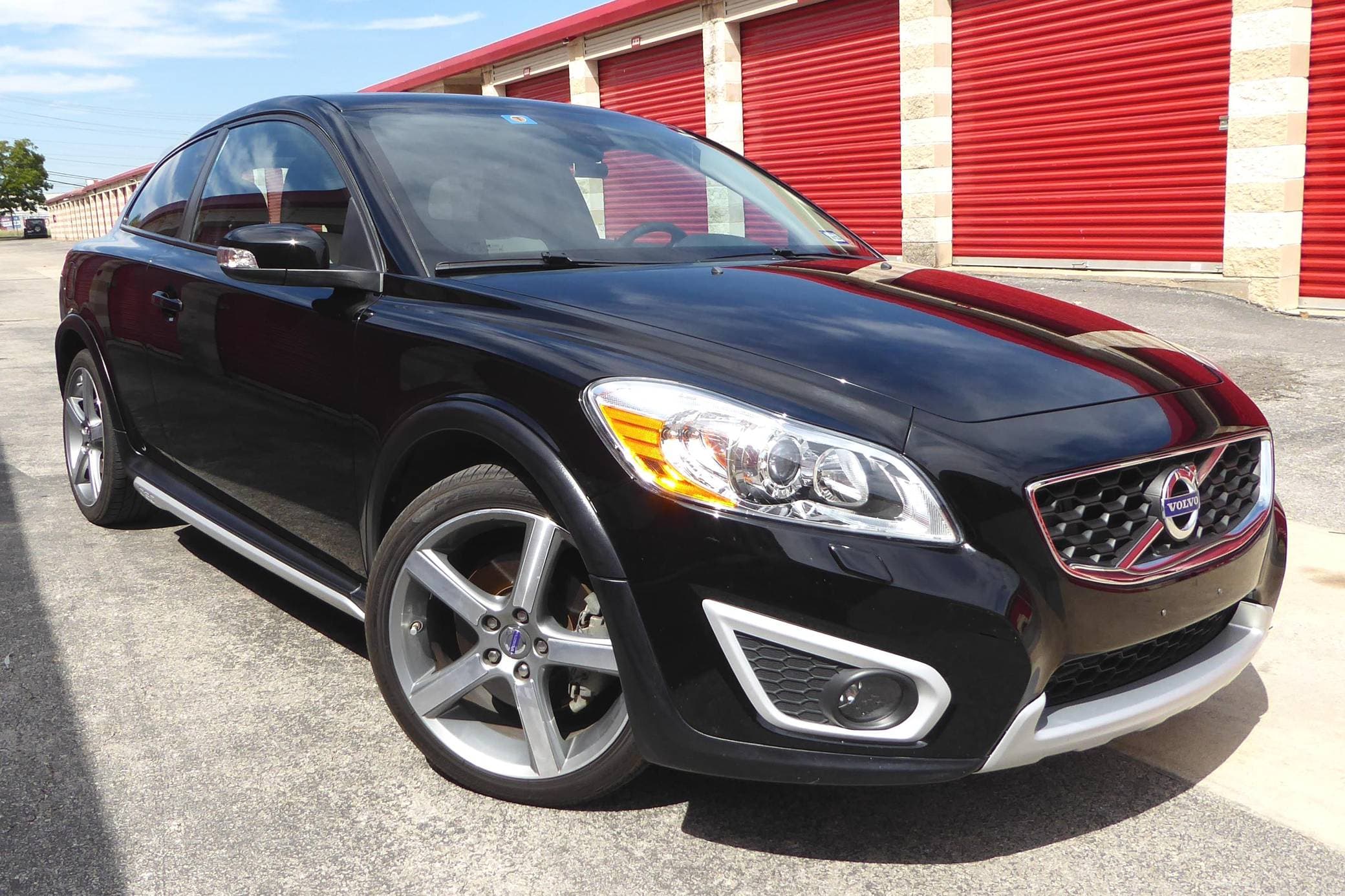 2011 Volvo C30 sold for $16,900