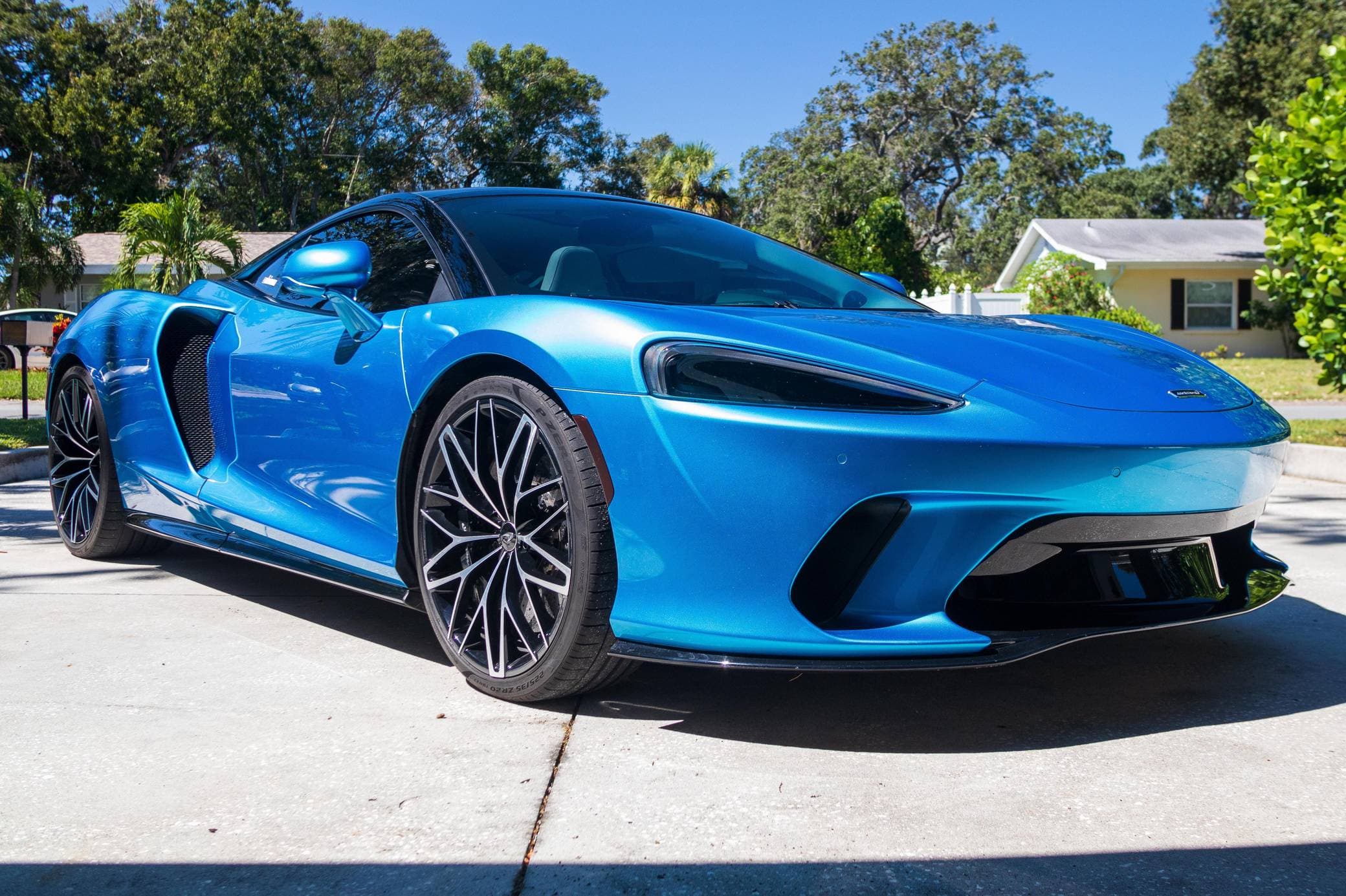 2022 McLaren GT sold for $157,500