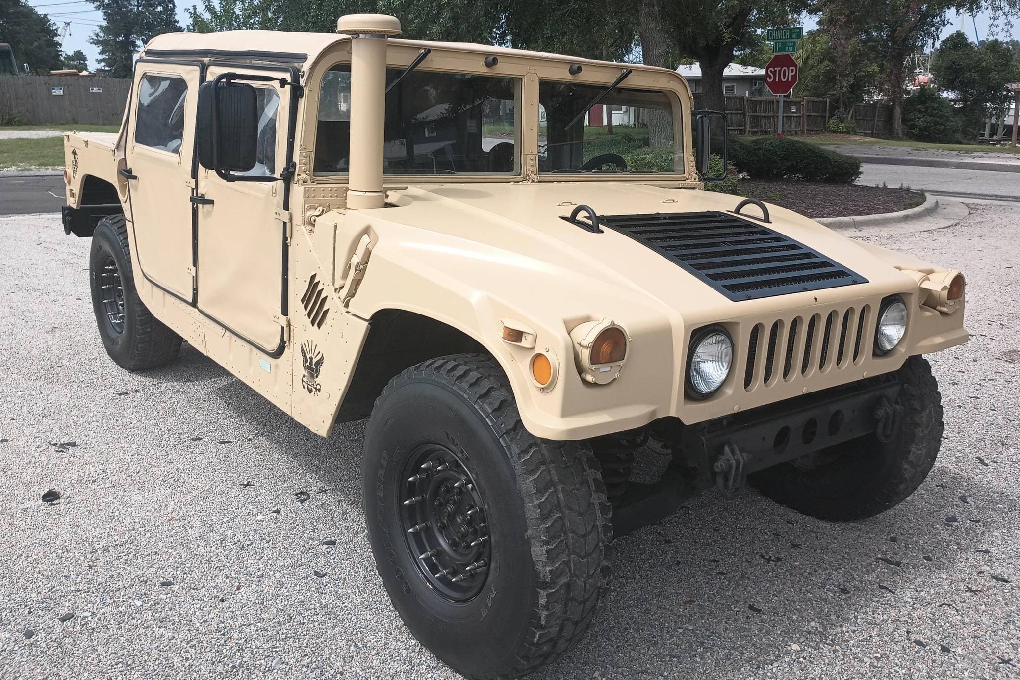 2007 AM General Hummer sold for $17,000