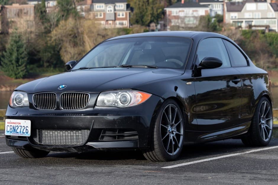 2008 BMW E82/E88 1-Series sold for $13,000