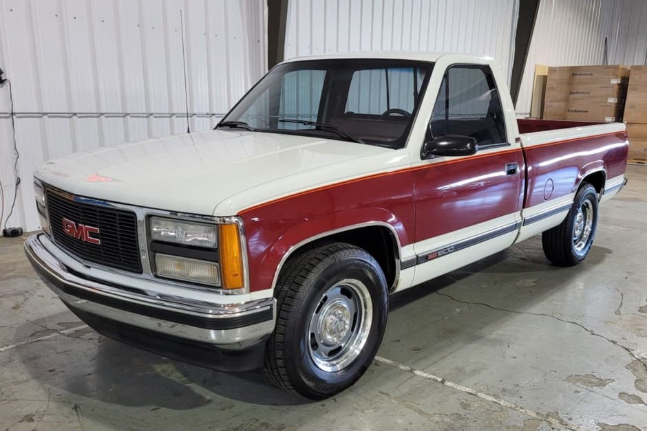 1990 GMC Sierra (GMT400 1988-2002) sold for $15,350