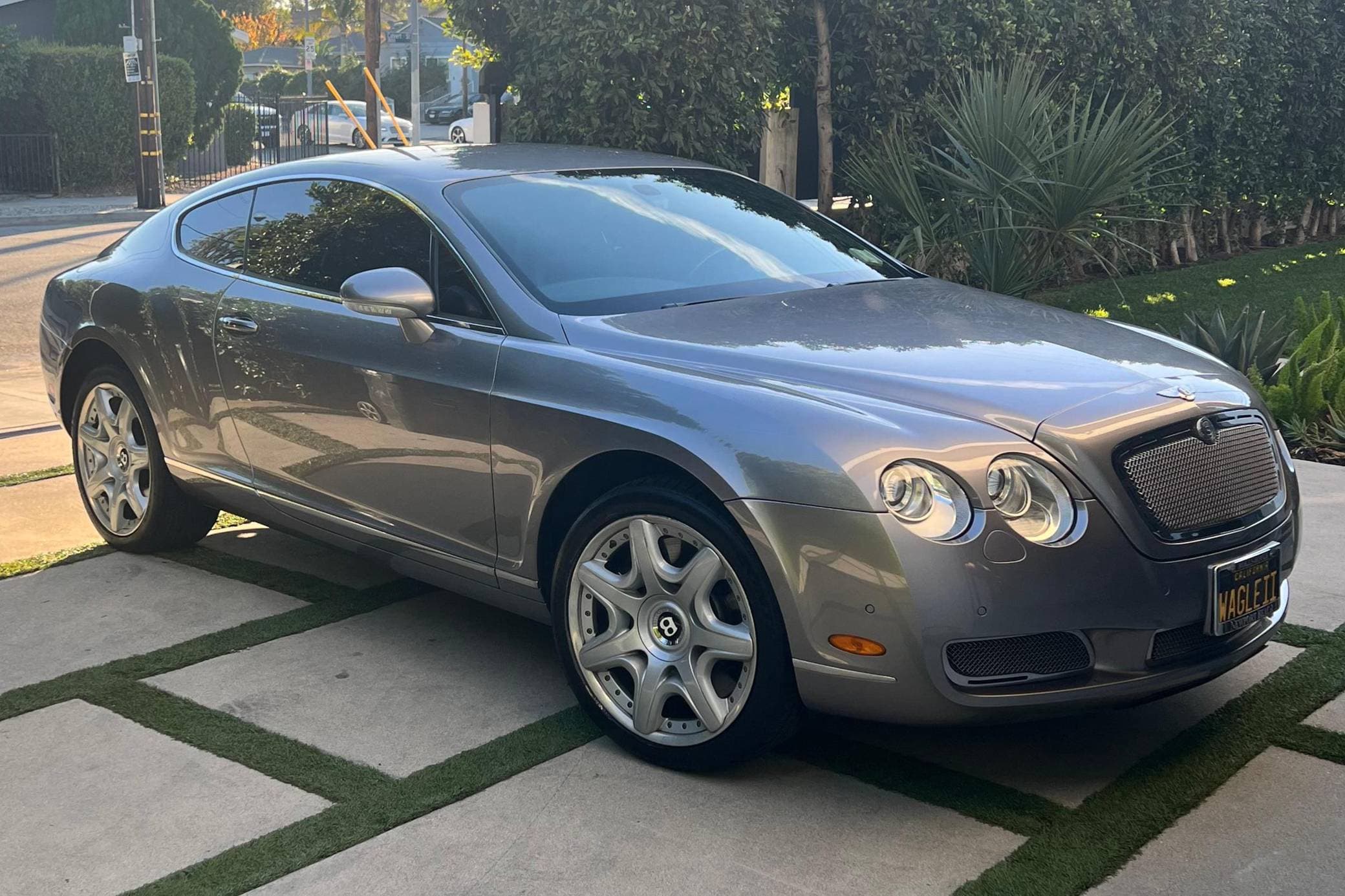 2006 Bentley Continental sold for $23,500