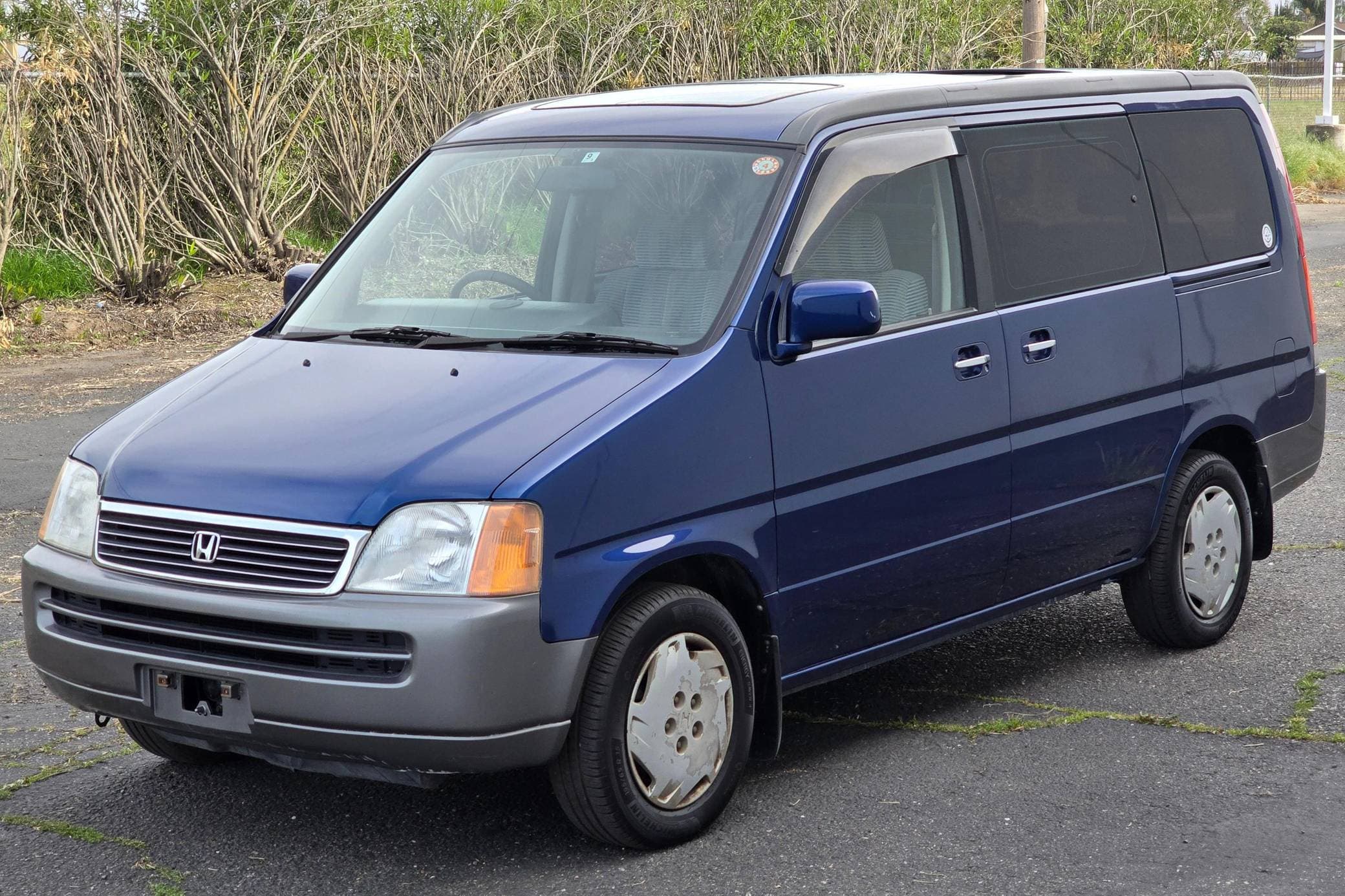 1998 Honda Stepwgn sold for $7,150