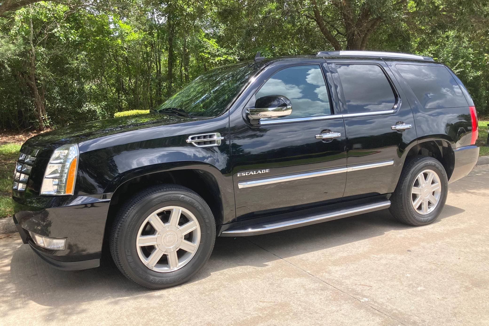 2010 Cadillac Escalade sold for $22,500