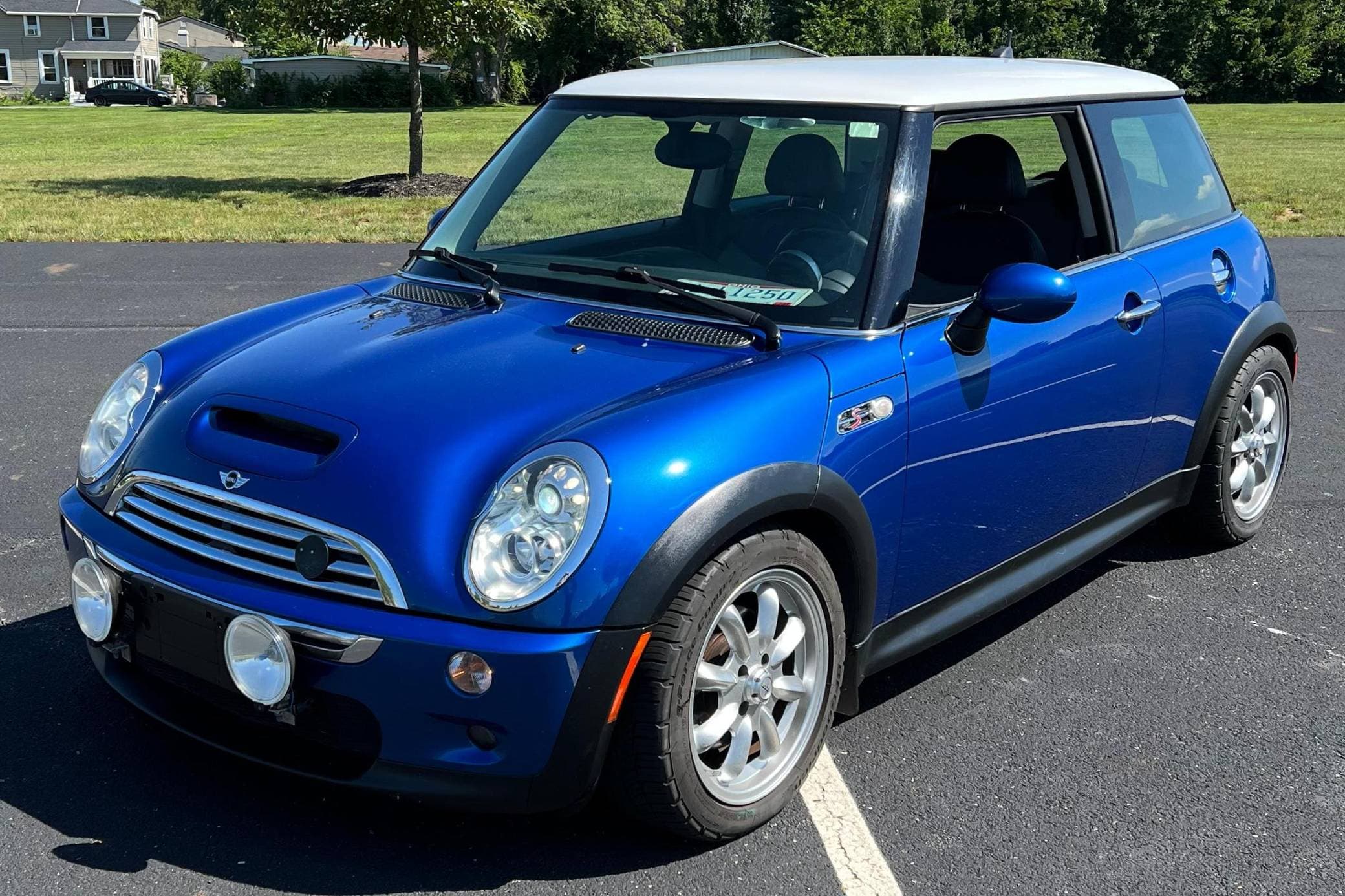 2006 MINI Cooper sold for $6,000
