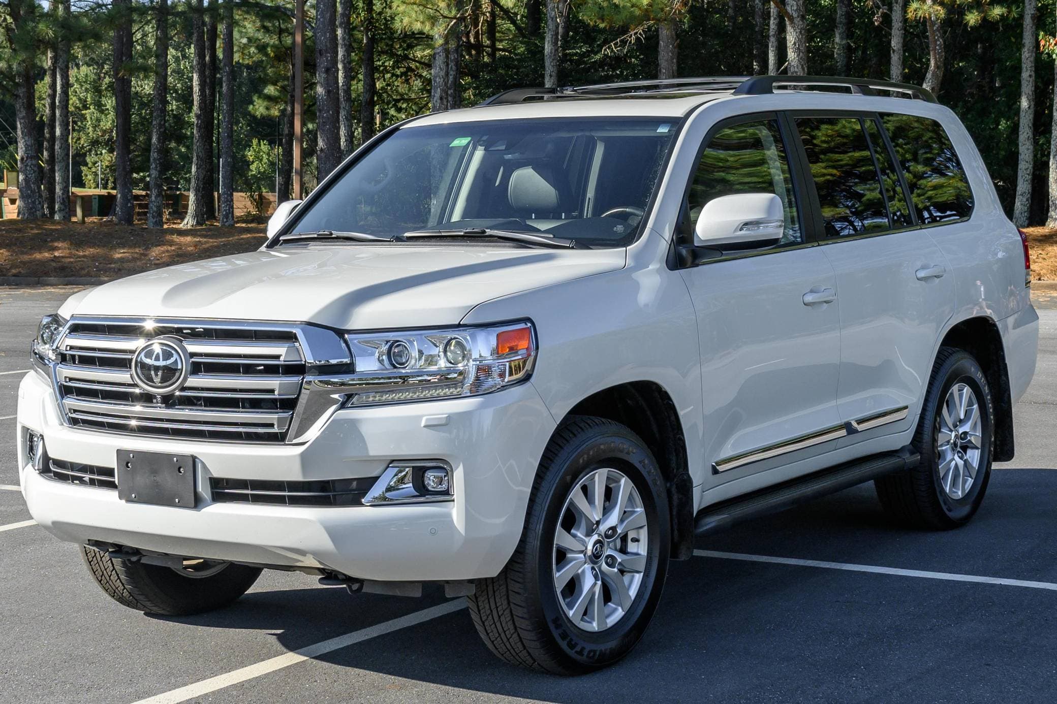 2021 Toyota Land Cruiser sold for $83,250