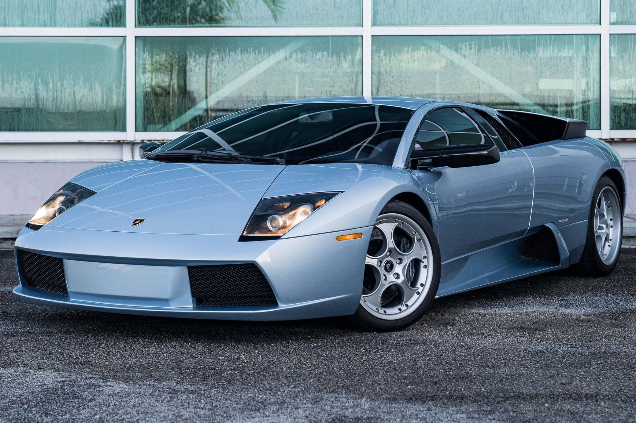 2002 Lamborghini Murcielago sold for $417,000