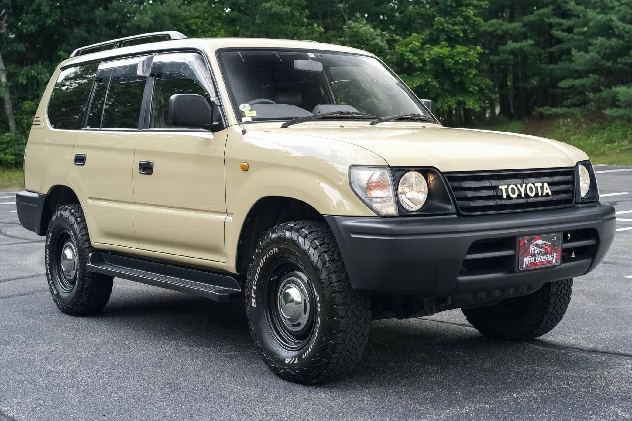 1997 Toyota Land Cruiser sold for $21,000