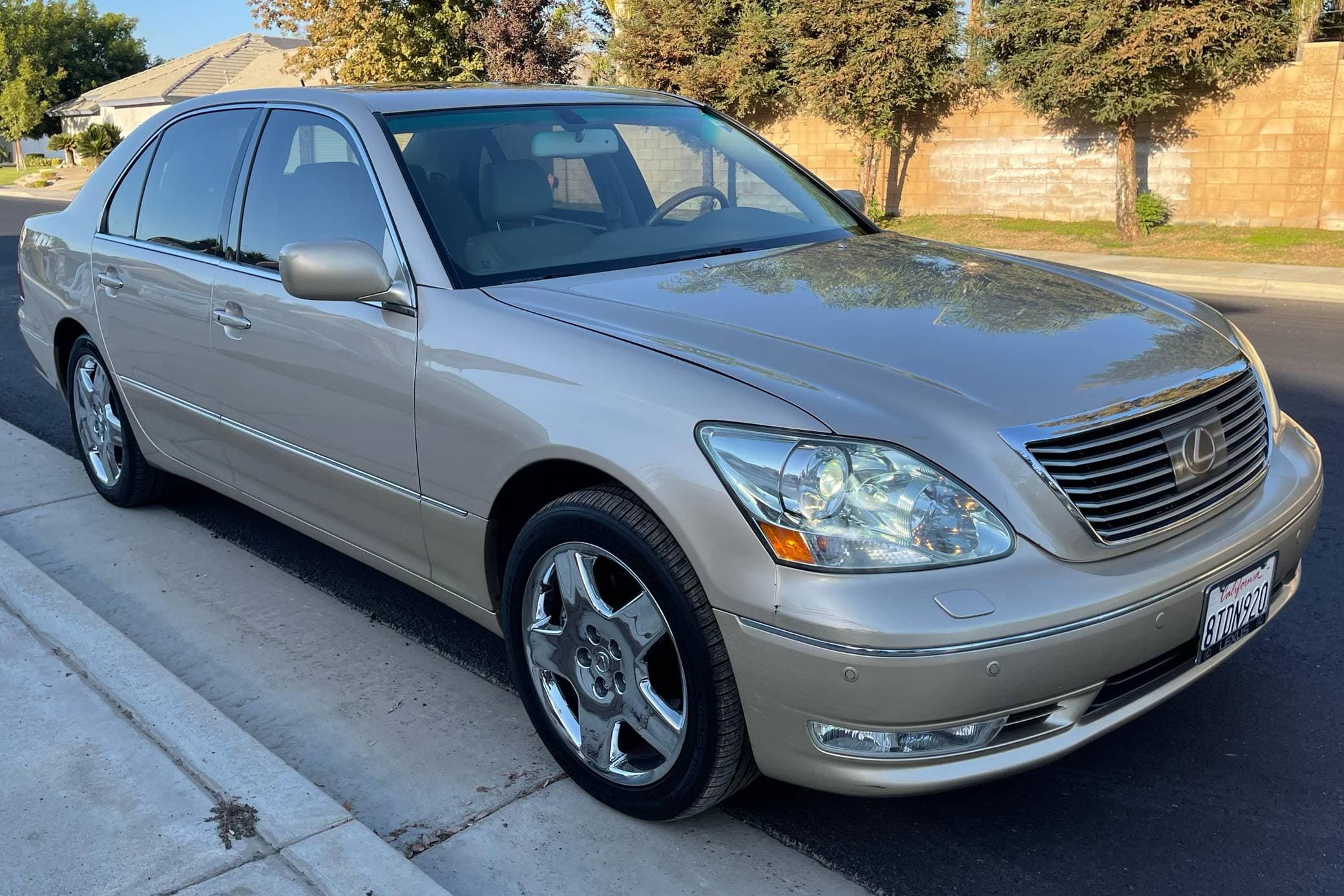 2005 Lexus LS sold for $14,500