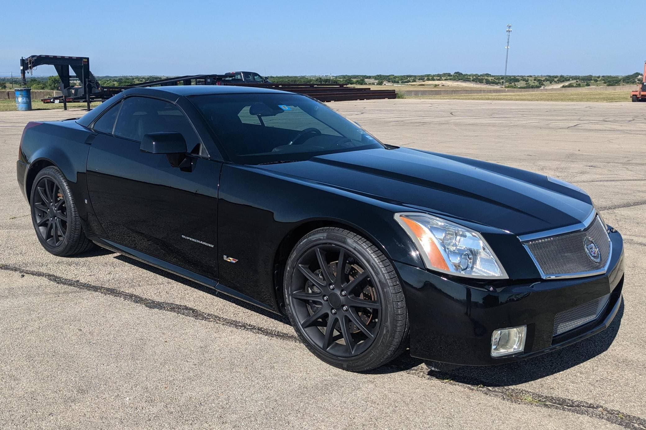 2006 Cadillac XLR-V sold for $31,888