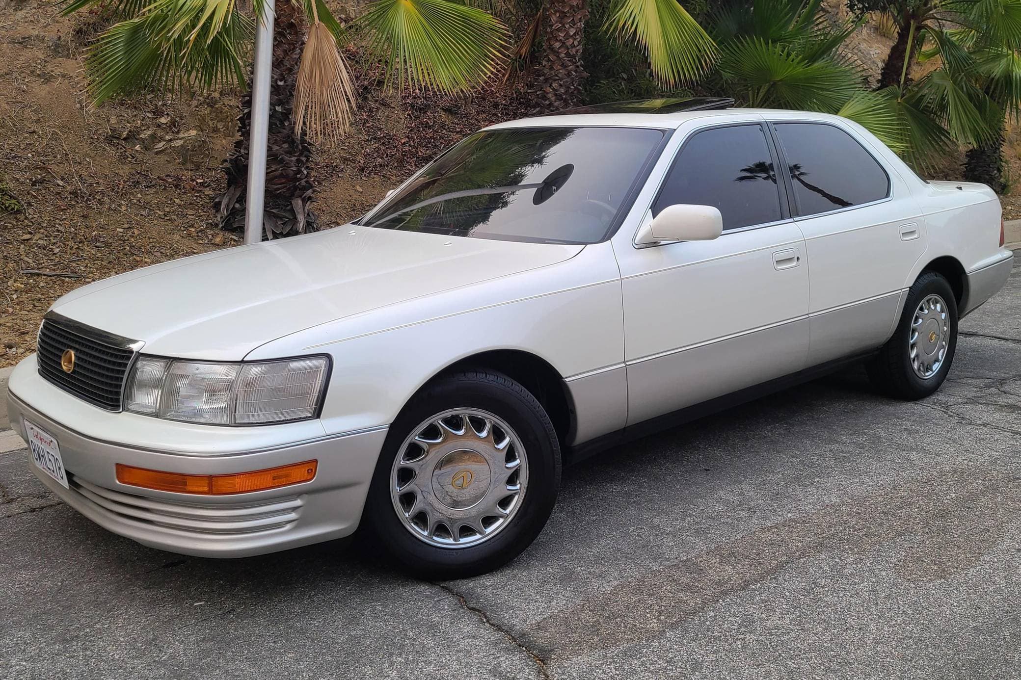 1992 Lexus LS sold for $7,700