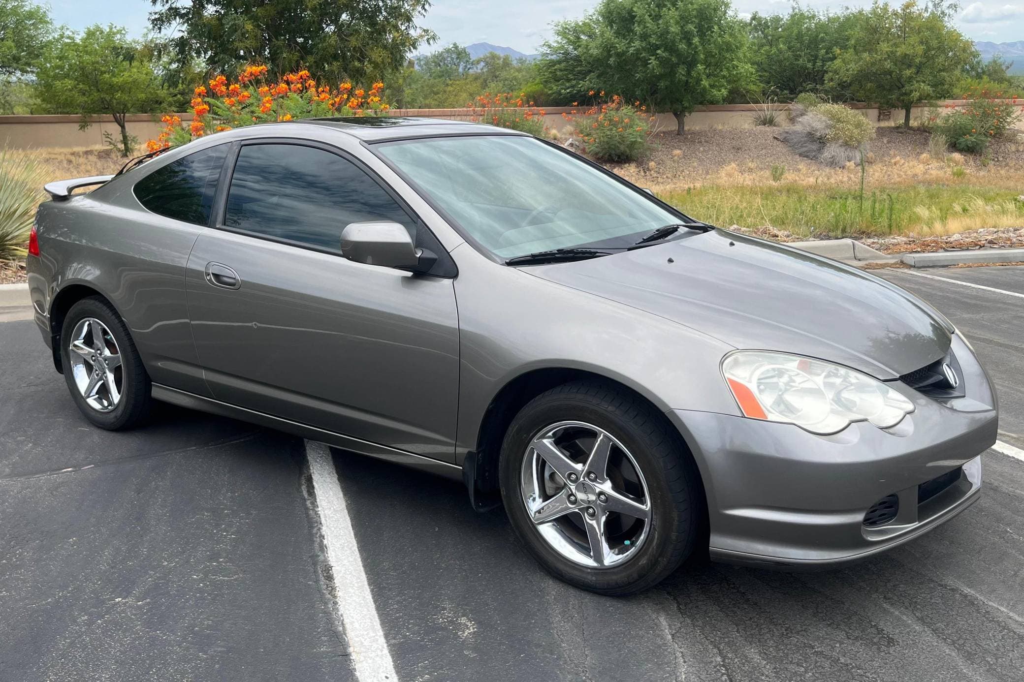 2002 Acura RSX sold for $12,800