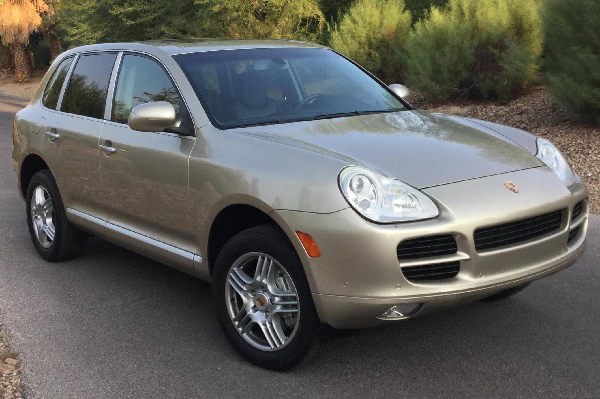 2006 Porsche Cayenne sold for $11,750