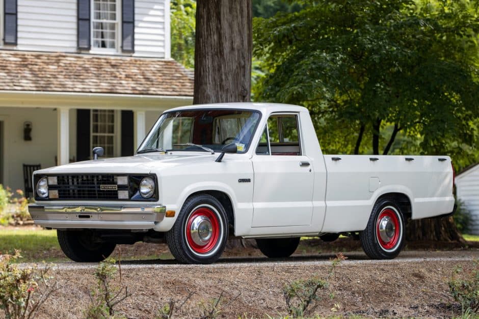 1980 Ford Courier sold for $5,900
