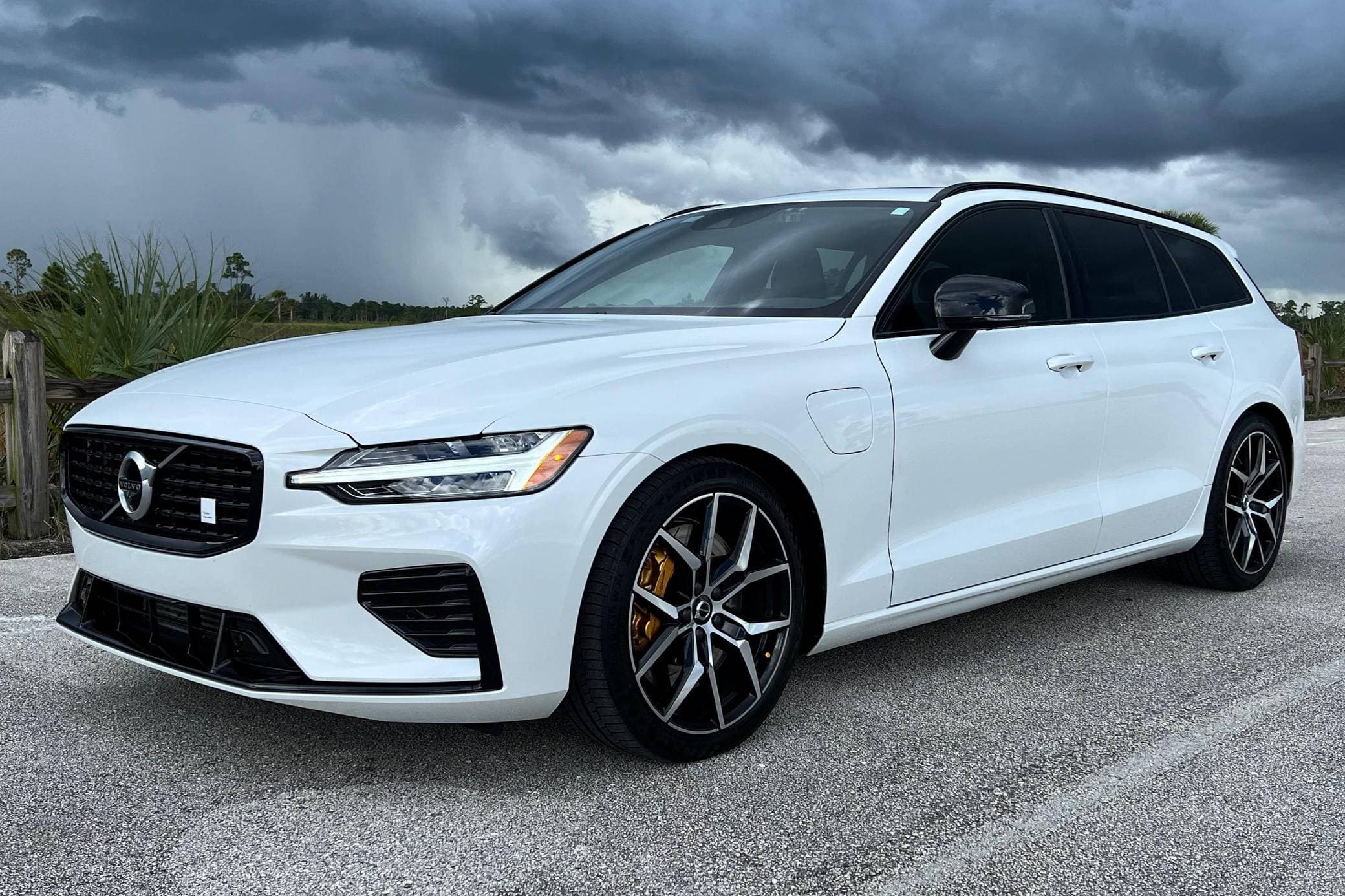 2021 Volvo V60 sold for $58,500