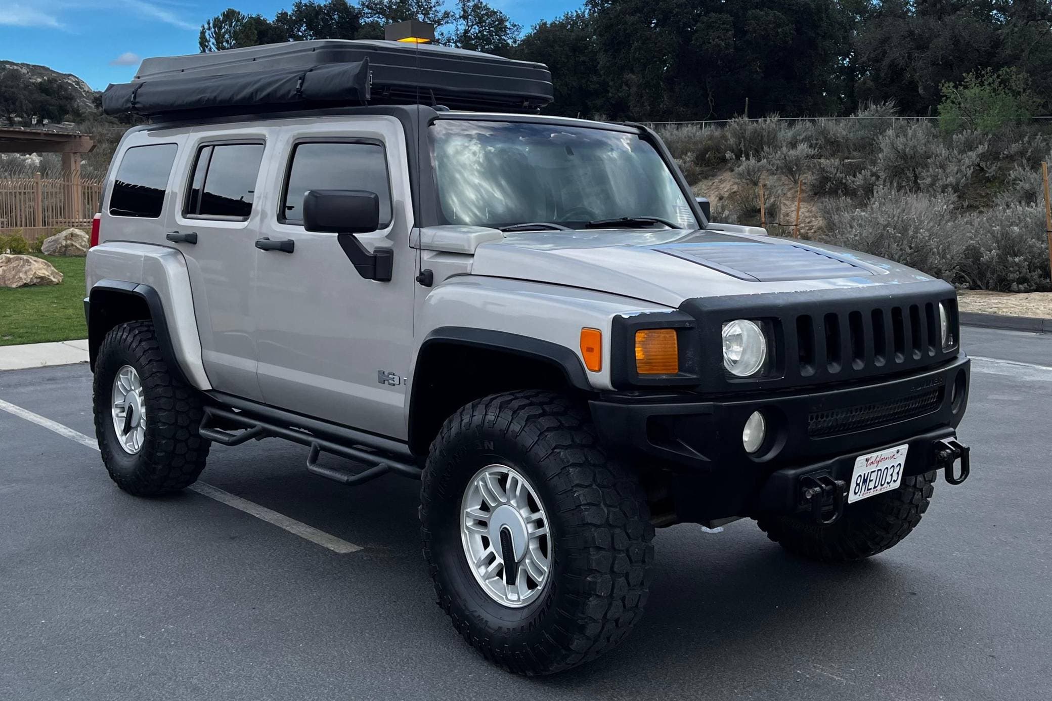 2006 Hummer H3 sold for $7,200