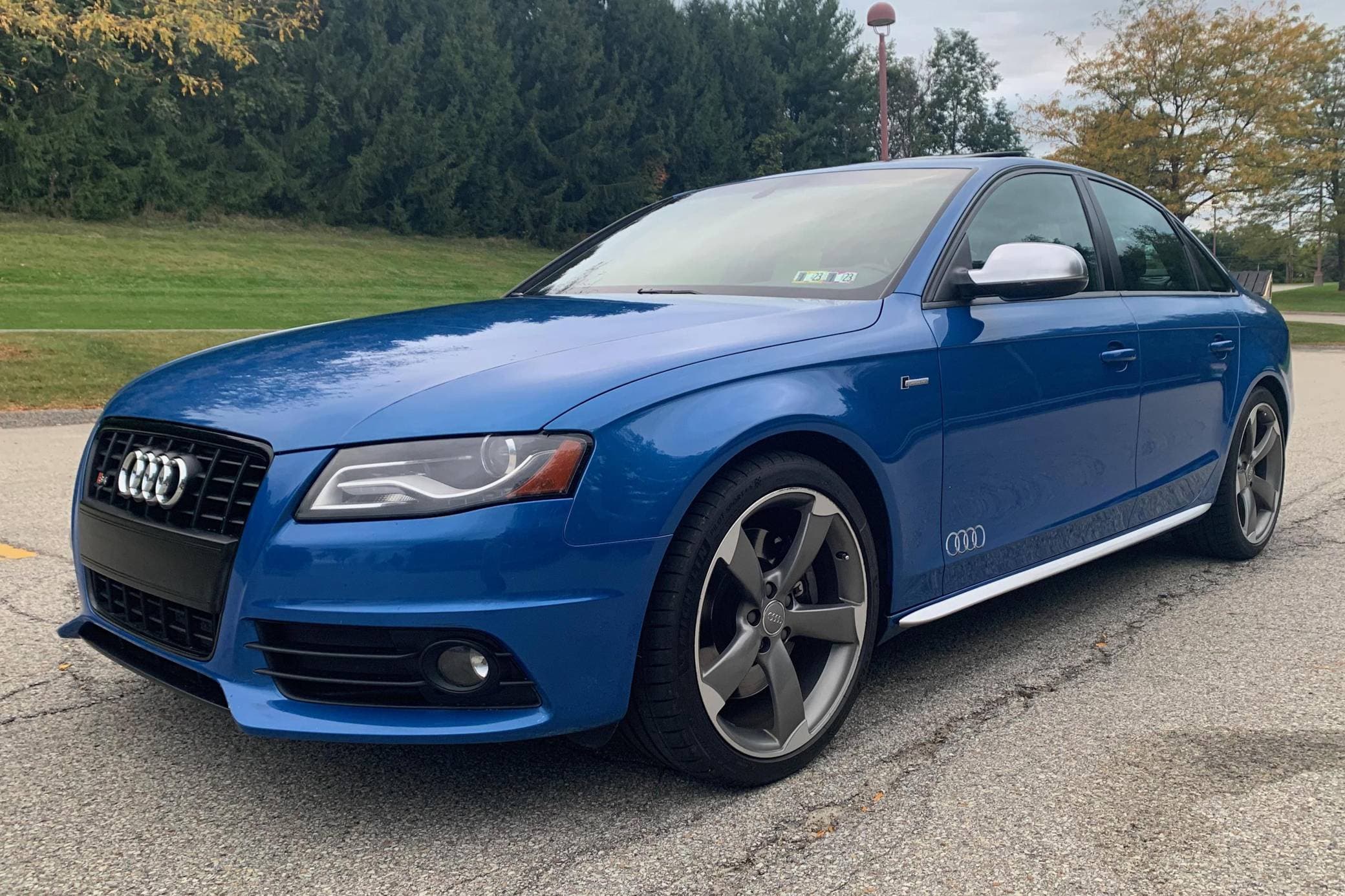 2011 Audi B8 S4 sold for $19,350