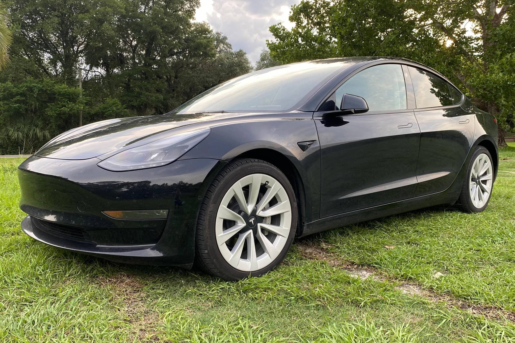 2022 Tesla Model 3 sold for $35,000