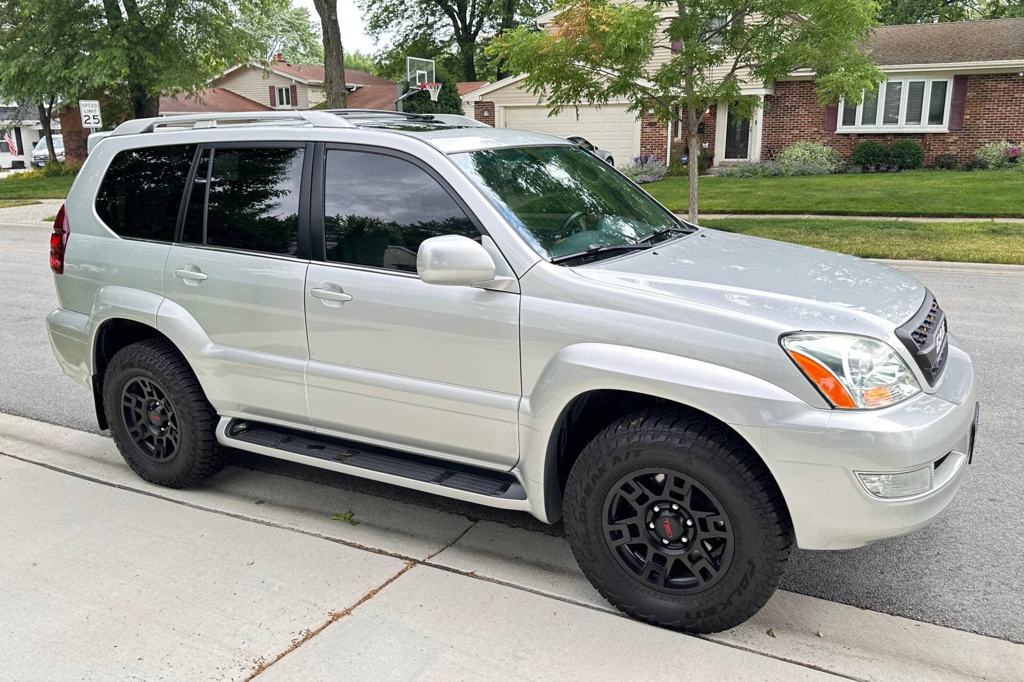 2004 Lexus GX sold for $10,800