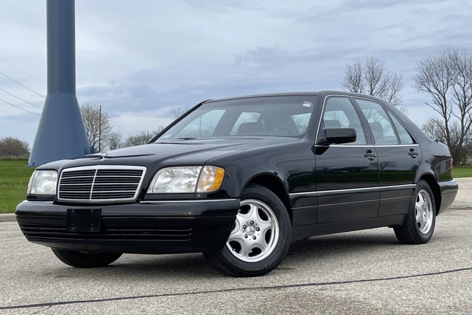 1998 Mercedes-Benz W140 S-Class sold for $12,050
