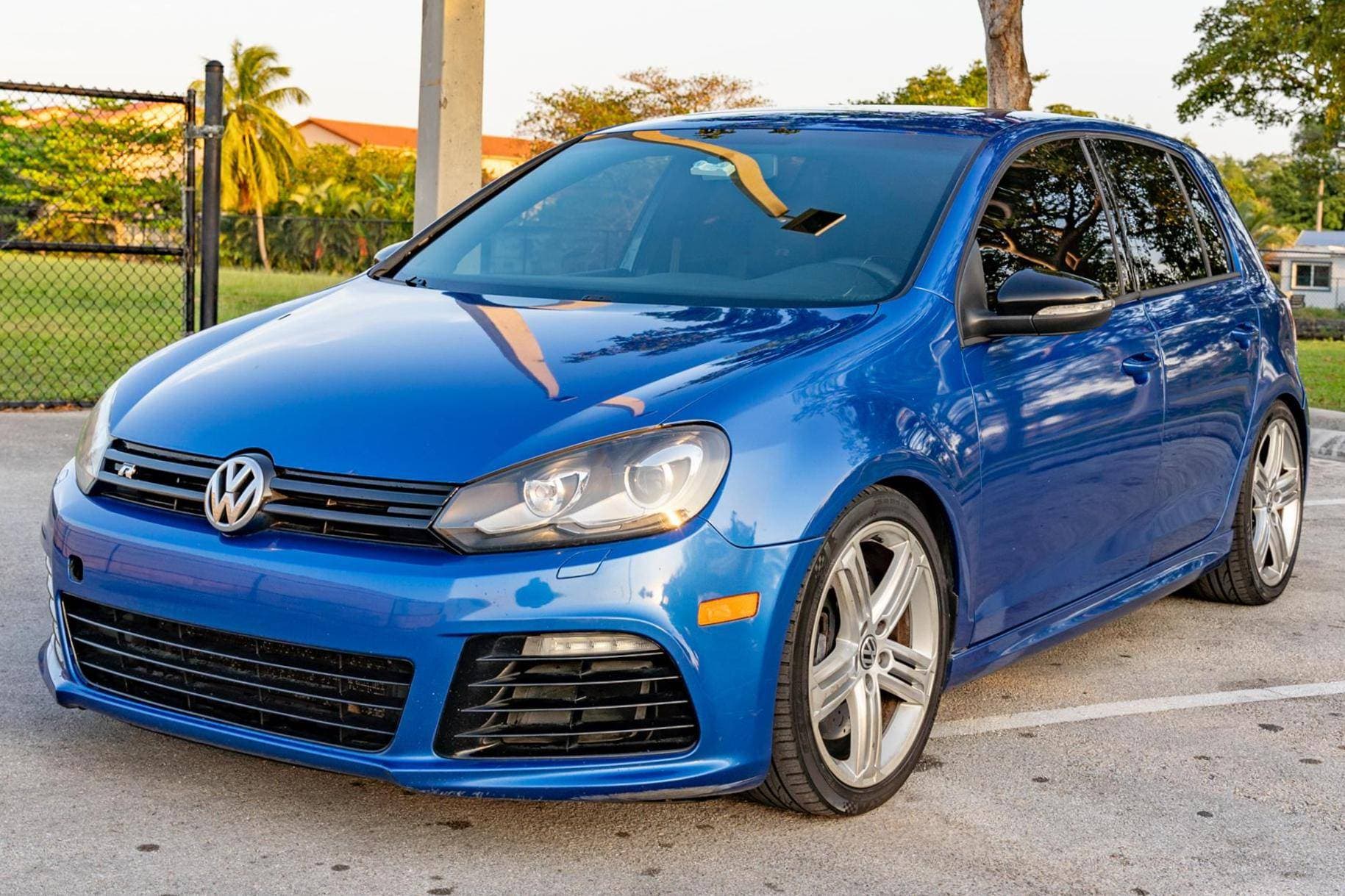 2012 Volkswagen Golf R sold for $8,700