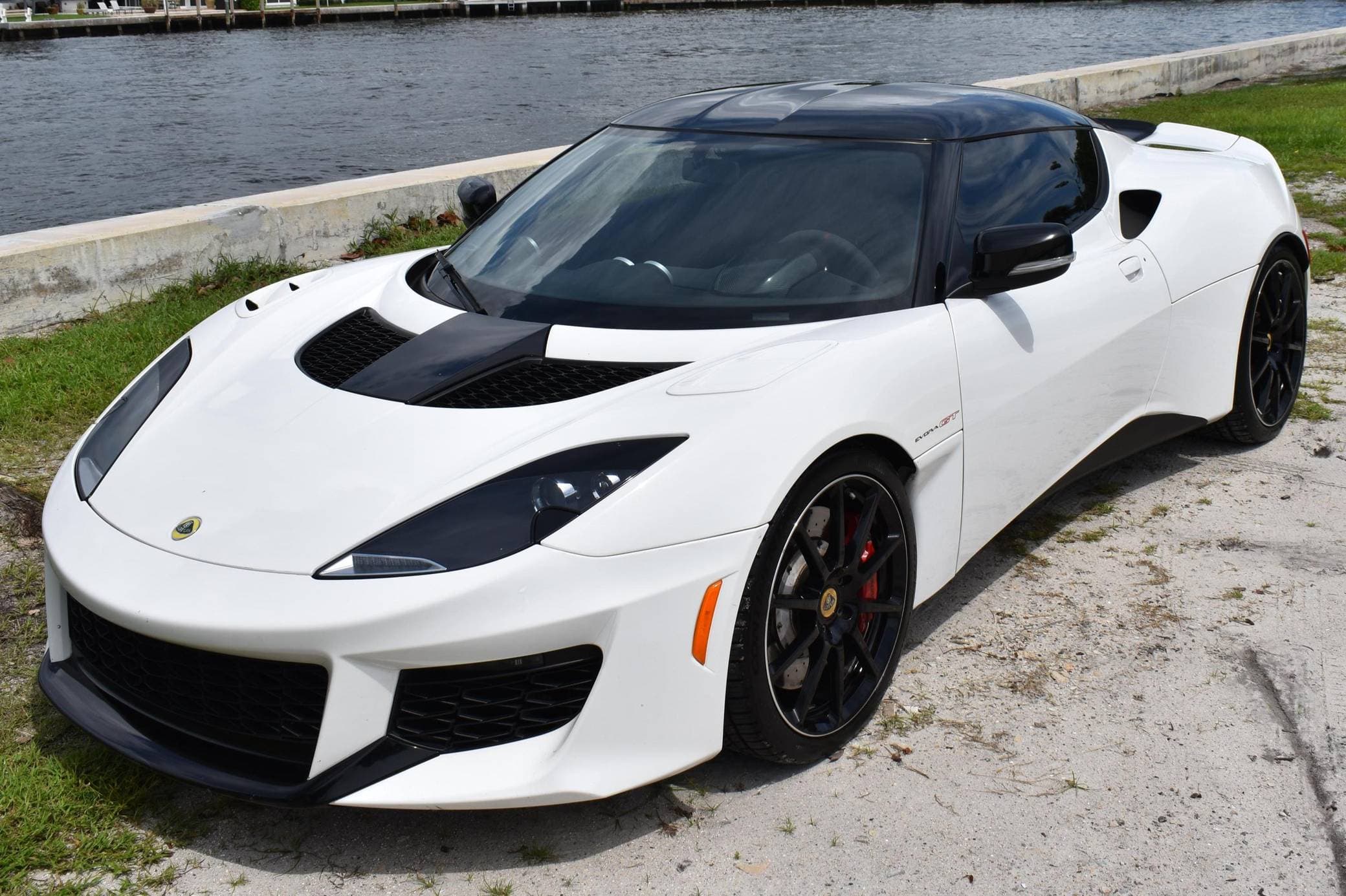 2021 Lotus Evora sold for $32,500