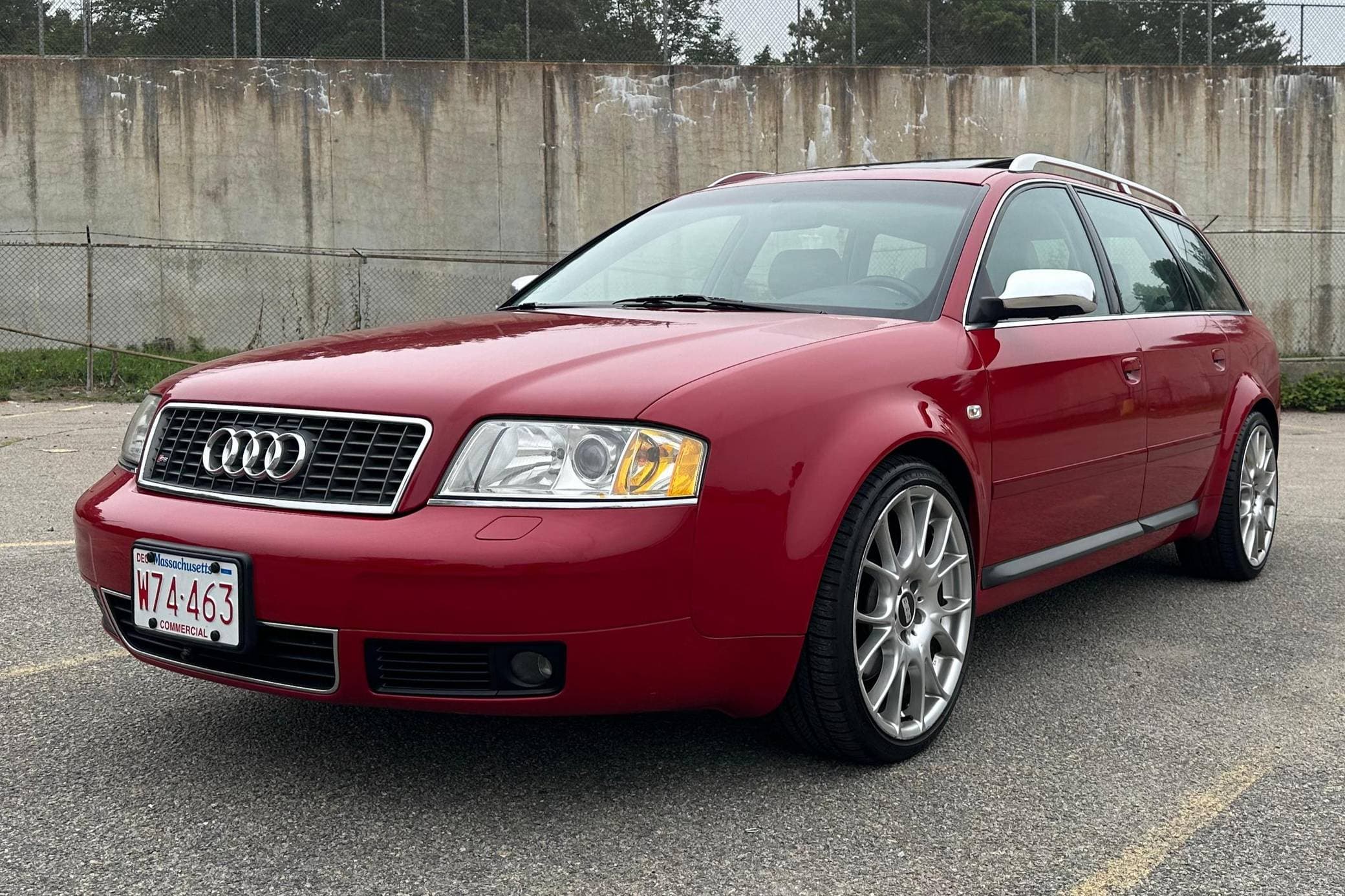 2002 Audi S6 sold for $11,850