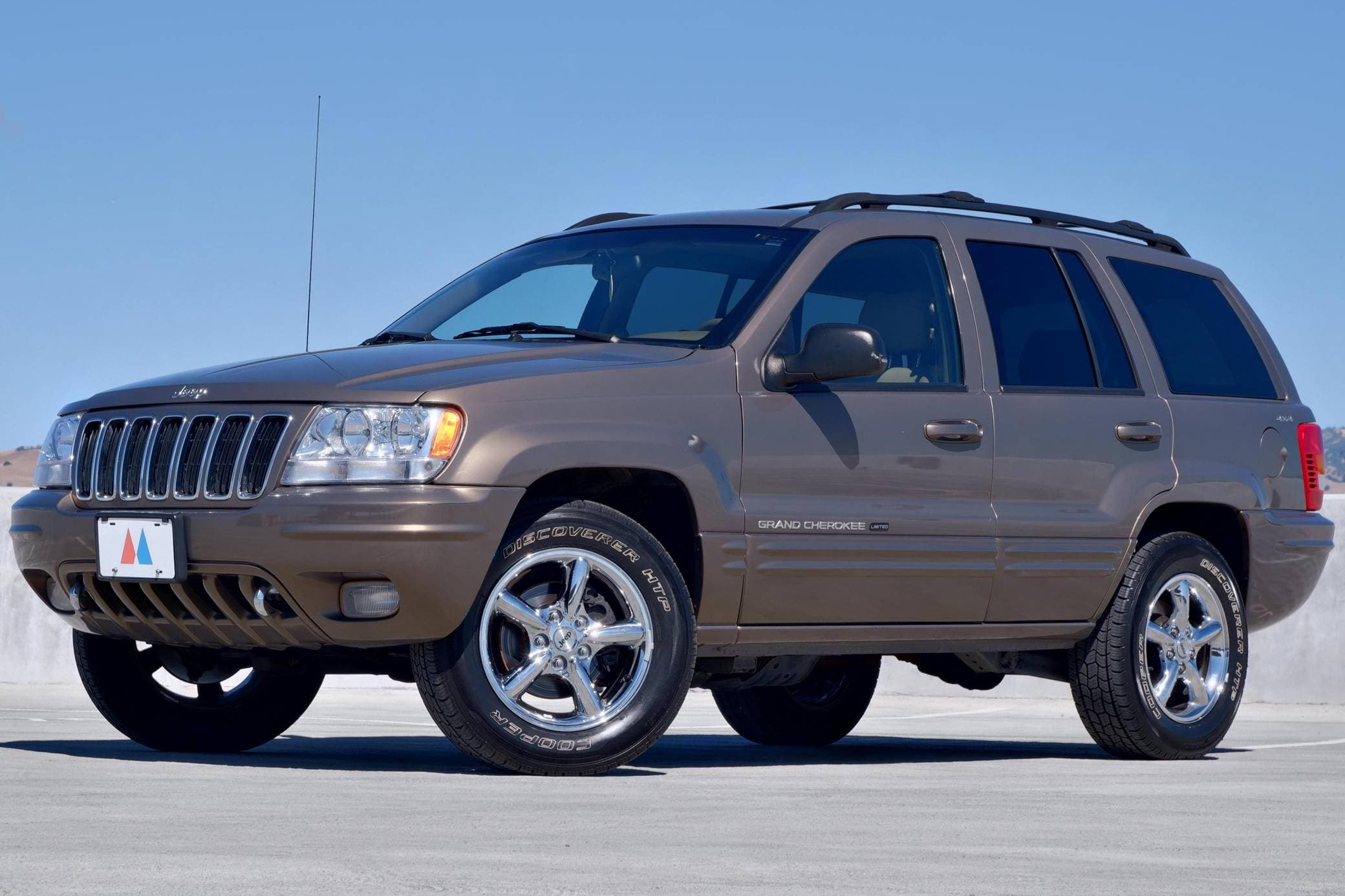 2001 Jeep Grand Cherokee sold for $9,850