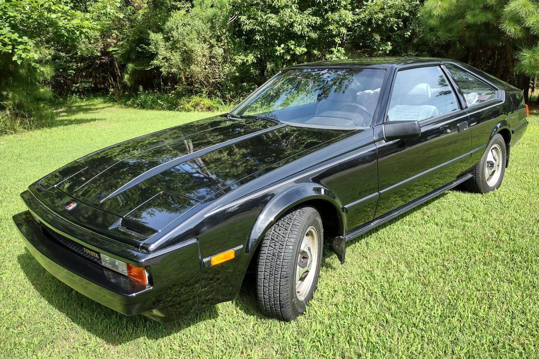 1982 Toyota Supra sold for $12,100