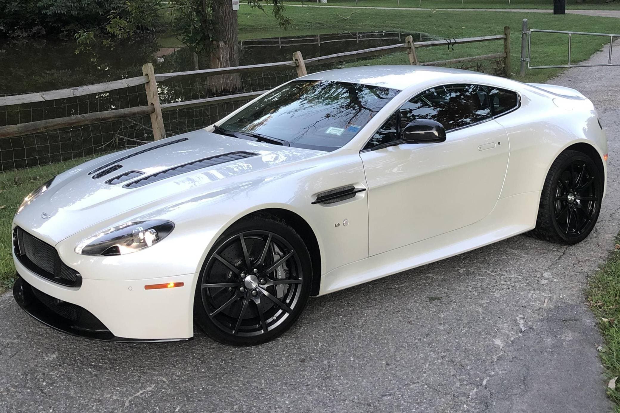 2015 Aston Martin Vantage sold for $80,500
