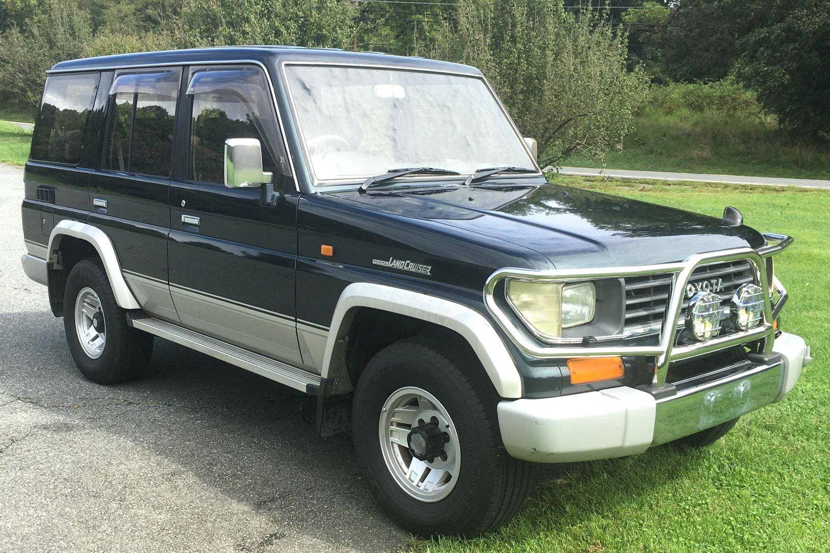 1995 Toyota Land Cruiser sold for $11,400