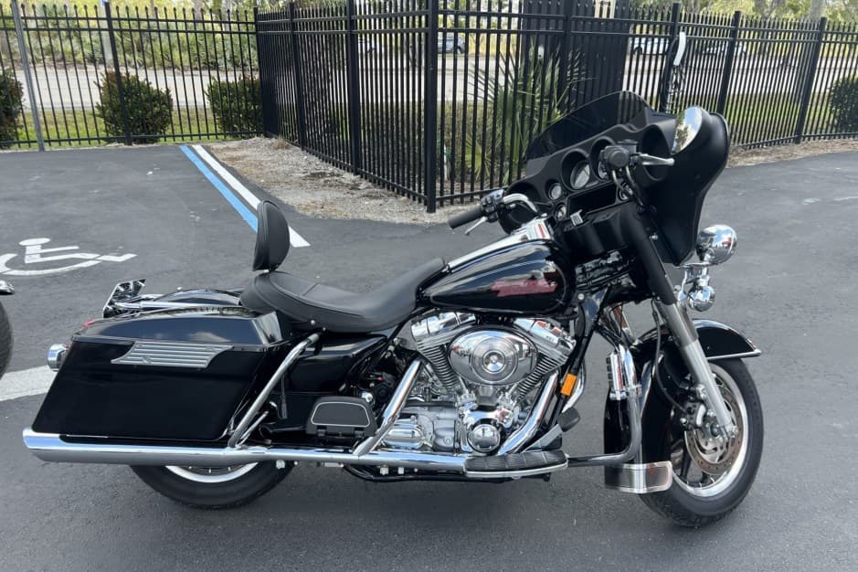 2005 Harley-Davidson Touring sold for $13,500