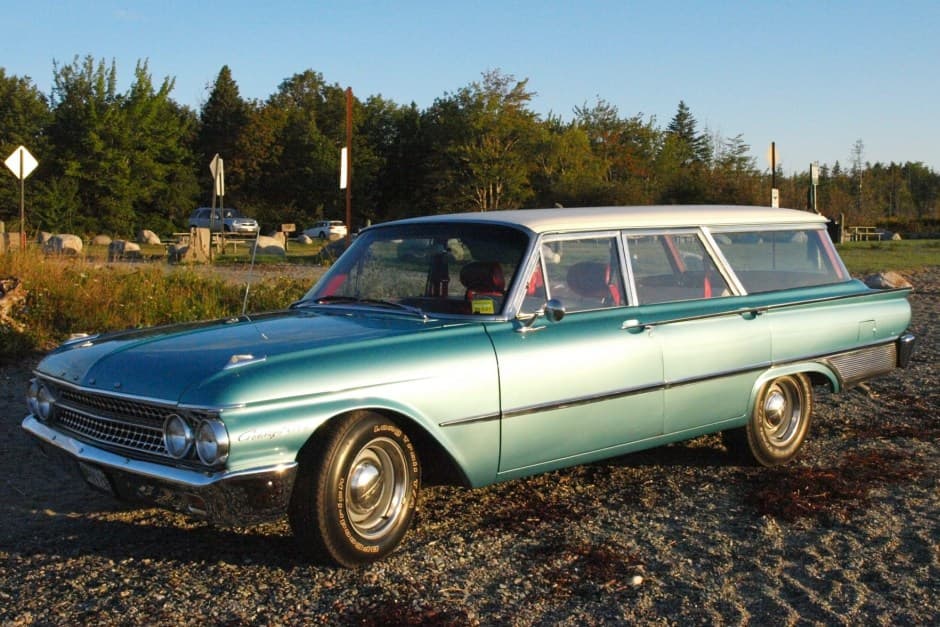 1961 Ford Country Sedan sold for $19,500