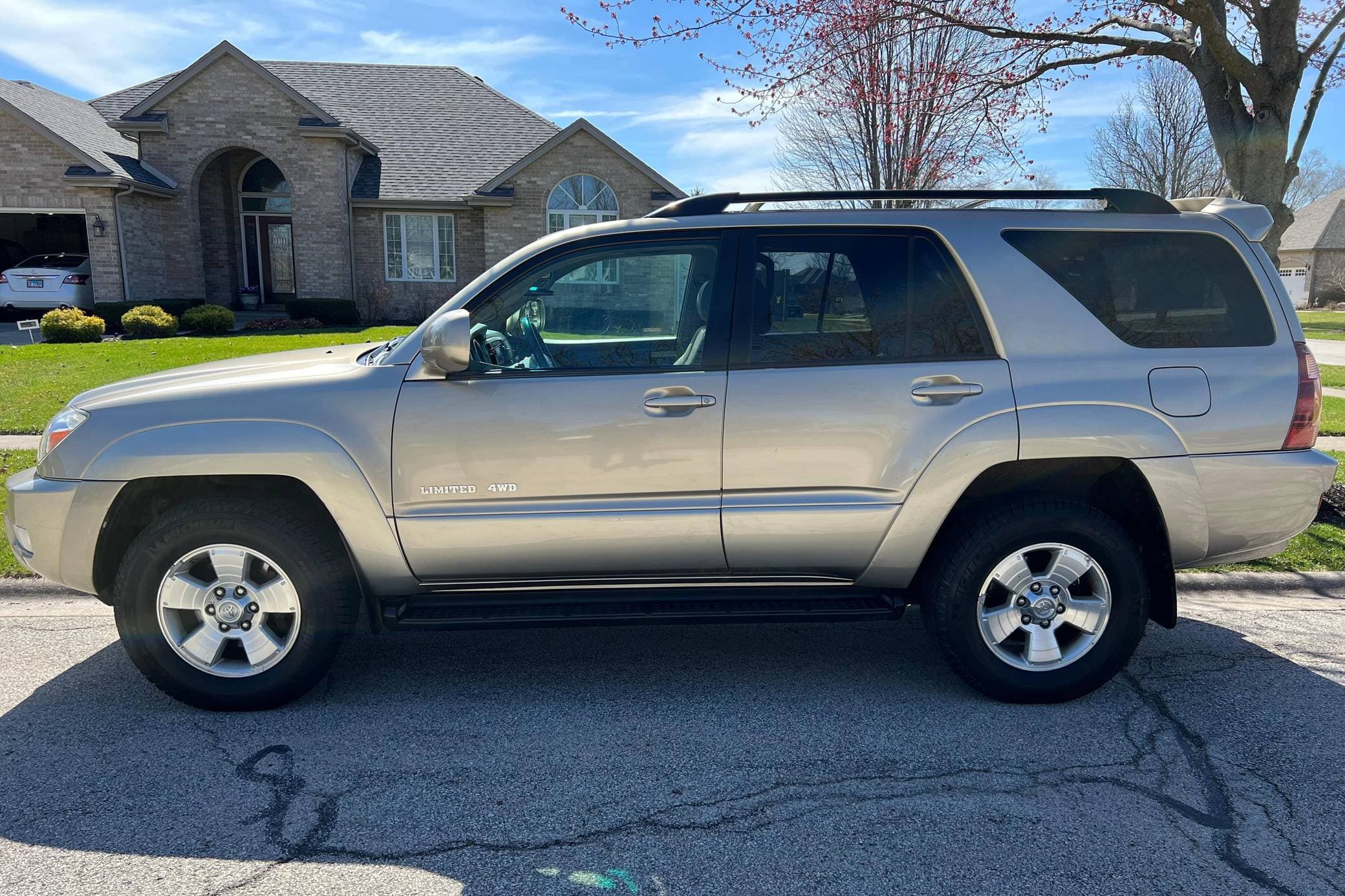 2005 Toyota 4Runner sold for $14,100
