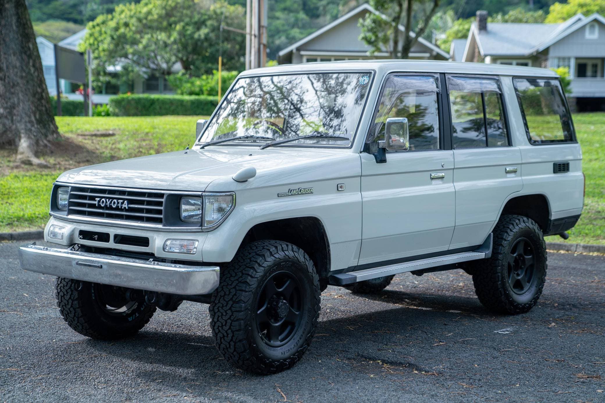 1994 Toyota Land Cruiser sold for $21,500