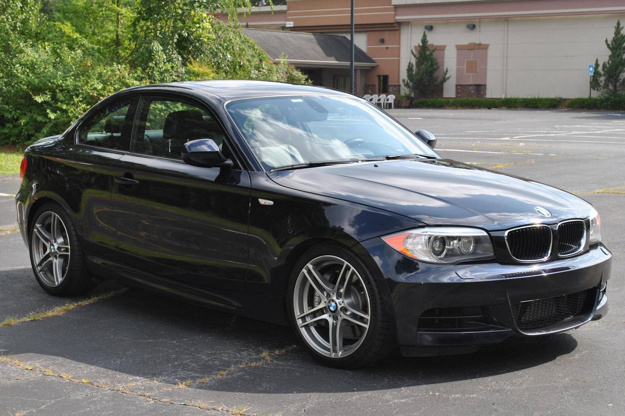 2013 BMW 1 Series sold for $32,000